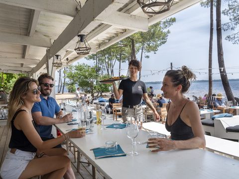 Camping Le Tedey - Camping Gironde