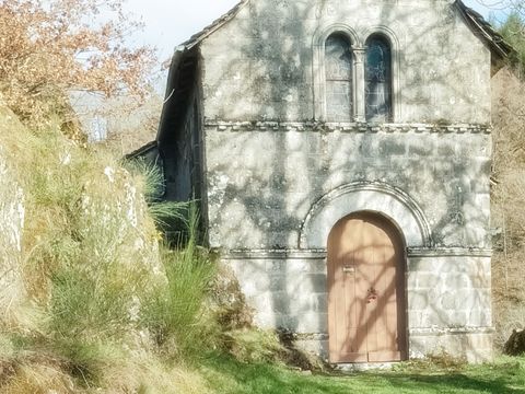 Camping L'Échapée Verte - Camping Cantal