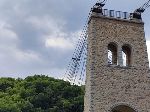 Camping L'Échapée Verte - Camping Cantal