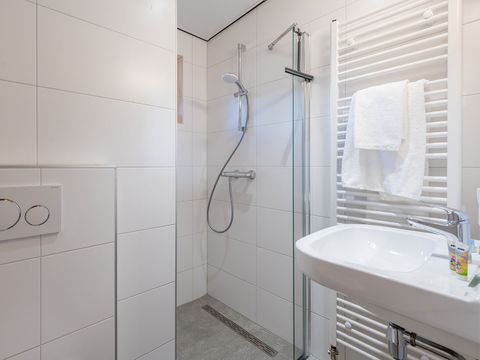 Familie Resort de Tovertuin - Camping Woensdrecht - Image N°5