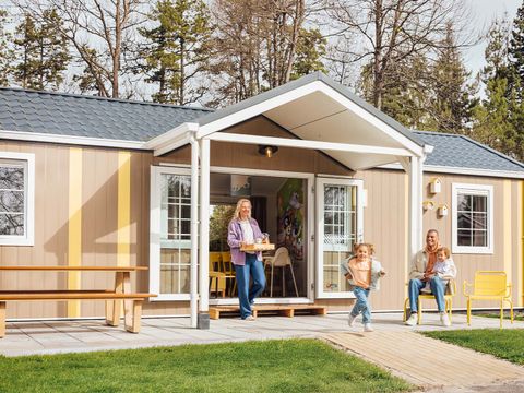 Familie Resort de Tovertuin - Camping Woensdrecht - Image N°5