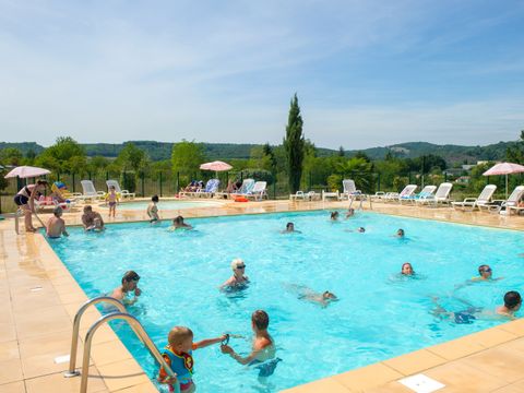 Résidence Goélia Le Hameau de la Vézère - Camping Dordogne
