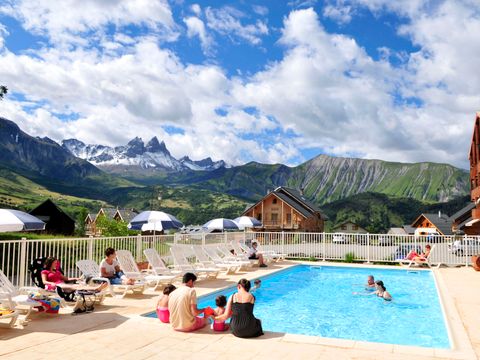 Goélia Les Chalets des Pistes - Camping Haute-Savoie