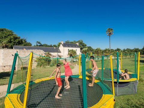 Camping Domaine de l'Orangerie de Lanniron - Camping Finistère