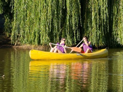 Camping Les Lacs de Courtes - Camping Gers