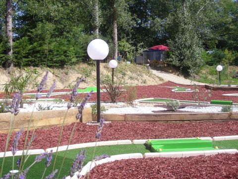 Camping Les Lacs de Courtes - Camping Gers