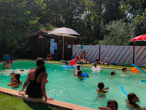 Camping Les Lacs de Courtes - Camping Gers