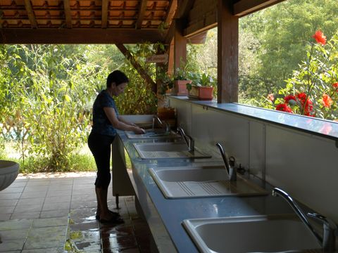 Camping Les Lacs de Courtes - Camping Gers