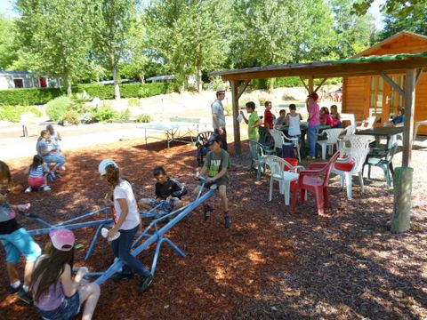 Camping Les Lacs de Courtes - Camping Gers