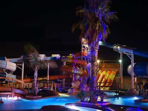 Camping Paradis - Naia Village  - Camping Pyrénées-Orientales