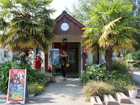 product_property.services