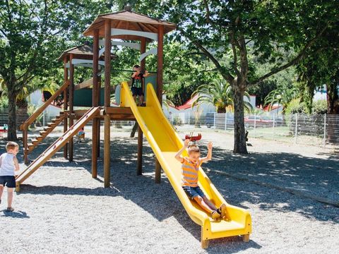 Camping Le Bois Fleuri - Camping Pyrénées-Orientales