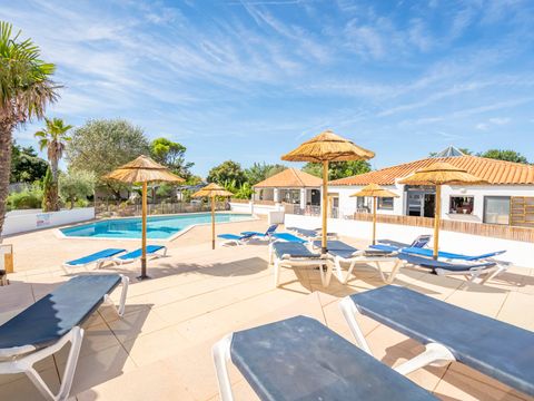 Camping Paradis A La Corniche - Camping Charente-Maritime