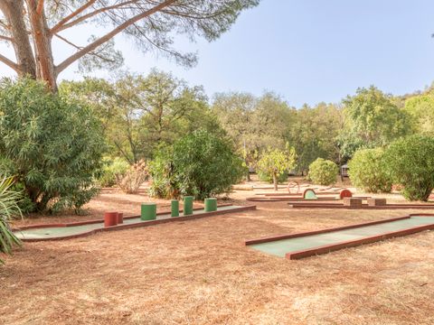 Camping Domaine de Gaujac - Camping Paradis - Camping Gard