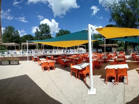 Camping Domaine de Gaujac - Camping Paradis - Camping Gard