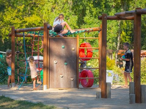 Camping Le Château de Galaure - Camping Drome
