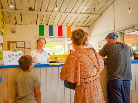 Camping Le Château de Galaure - Camping Drome