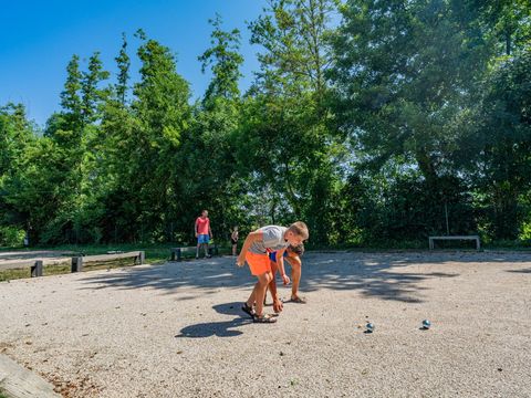 Camping Le Château de Galaure - Camping Drome