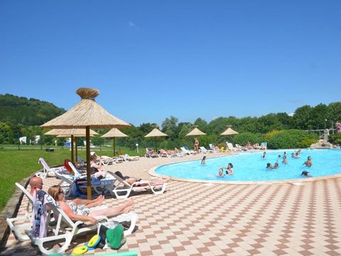Camping Domaine de l'Epinette - Camping Jura