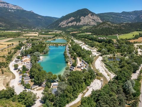 Camping le Lac Bleu - Ciela Village - Camping Drome