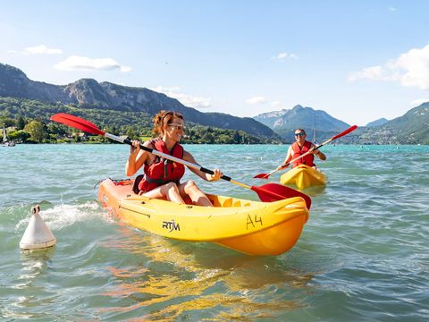Camping Romanée - la Ferme de la Serraz - Camping Haute-Savoie