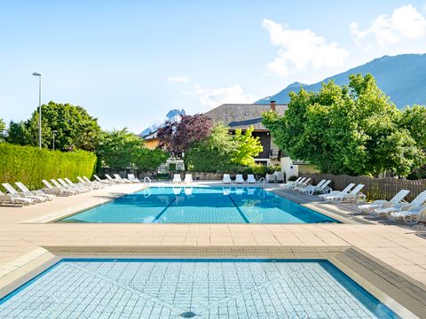 Camping Romanée - la Ferme de la Serraz - Camping Haute-Savoie