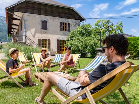 Camping Romanée - la Ferme de la Serraz - Camping Haute-Savoie