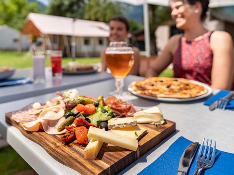 Camping Romanée - la Ferme de la Serraz - Camping Haute-Savoie