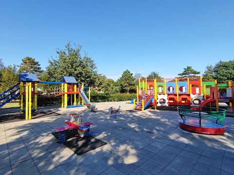 Camping Mare Pineta - Camping Trieste