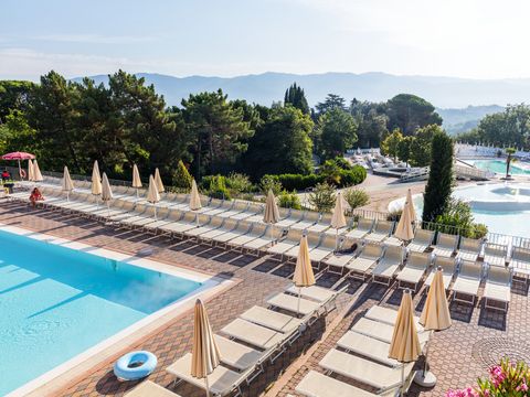 Village Hu Norcenni Girasole - Camping Florence - Image N°5