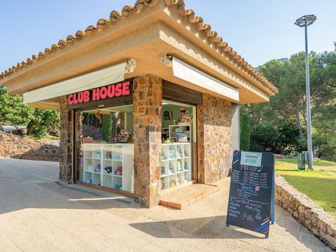 Camping Castell Montgri - Camping Gérone