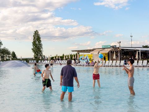 Camping Fabulous Village - Camping Rome