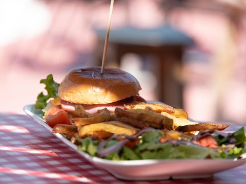 Camping Club Les Tamaris 5* - MS VACANCES - Camping Pyrénées-Orientales