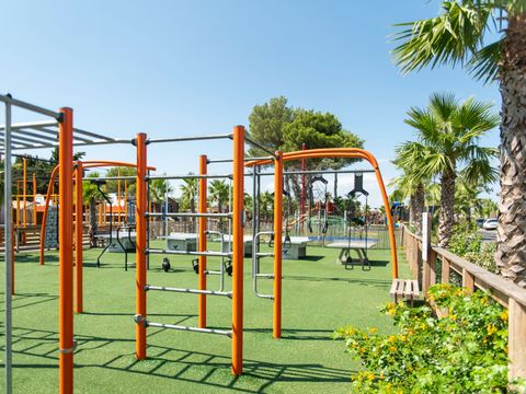 Camping Club Les Tamaris 5* - MS VACANCES - Camping Pyrénées-Orientales