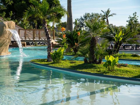 Camping Club Les Tamaris 5* - MS VACANCES - Camping Pyrénées-Orientales