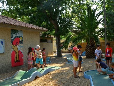 Camping Eden   - Camping Gard
