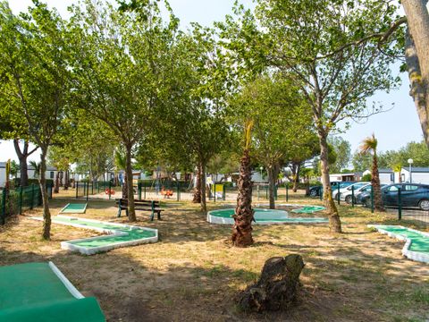 Camping Club La Côte des Roses 4* - MS VACANCES - Camping Aude