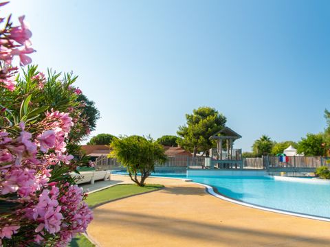 Camping Club La Côte des Roses 4* - MS VACANCES - Camping Aude