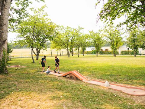 Camping Siblu Domaine de Dugny - Funpass Inclus - Camping Loir-et-Cher