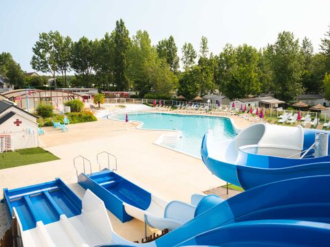 Camping Siblu Domaine de Dugny - Funpass Inclus - Camping Loir-et-Cher
