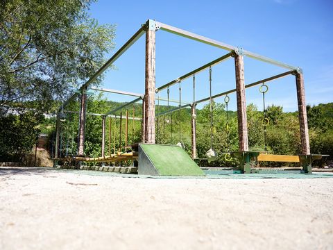 Domaine La Roche D'Ully - Camping Doubs