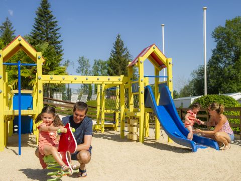 Camping Le Chêne Gris - Camping Seine-et-Marne