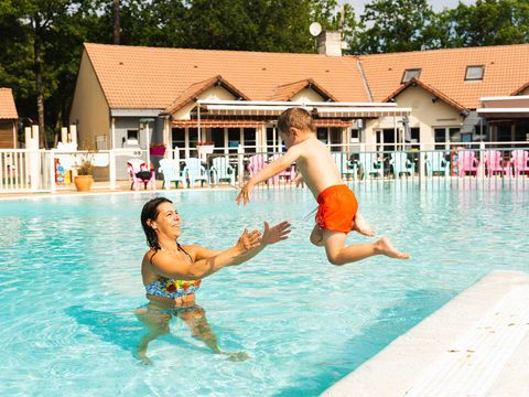 Camping Siblu Les Pierres Couchées - Funpass inclus - Camping Loire-Atlantique