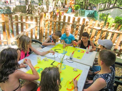 Camping Domaine Des Blachas - Camping Ardèche