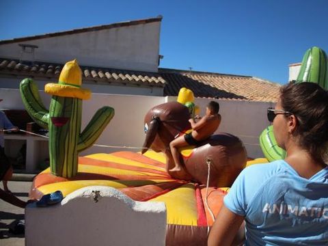 Camping SUNELIA  Le Clos du Rhône  - Camping Bouches-du-Rhône