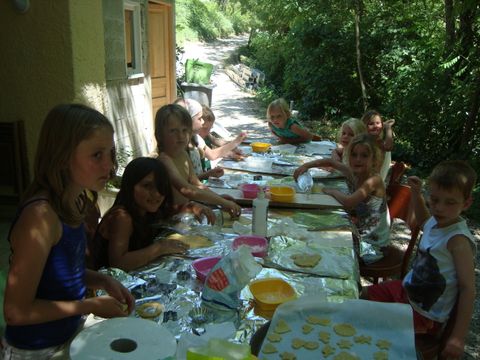 Camping Les Acacias - Camping Drome