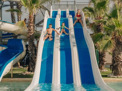 Camping Les Tamaris et Les Portes Du Soleil  - Camping Hérault