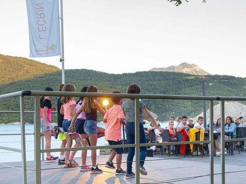 Camping L'Ecrin du Lac - Camping Hautes-Alpes