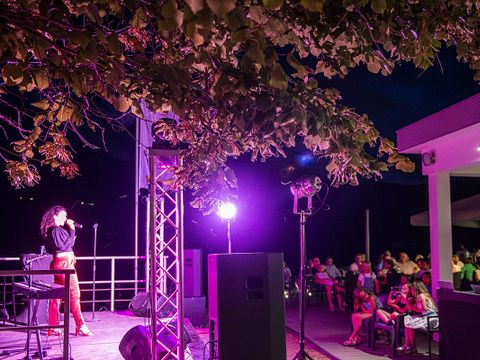 Camping L'Ecrin du Lac - Camping Hautes-Alpes