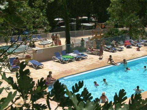 Flower Camping le Peyrelade - Camping Aveyron
